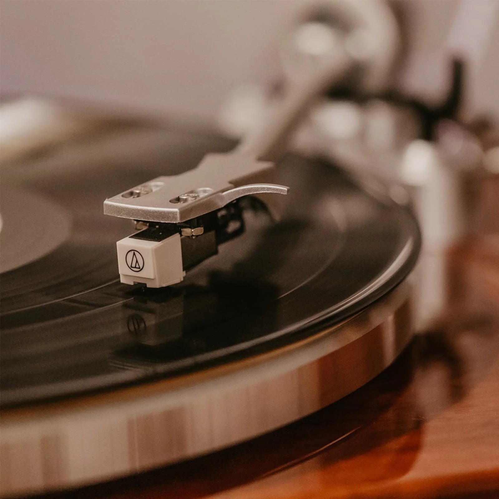 High-Performance Cartridges & Stylus for Vinyl Turntables