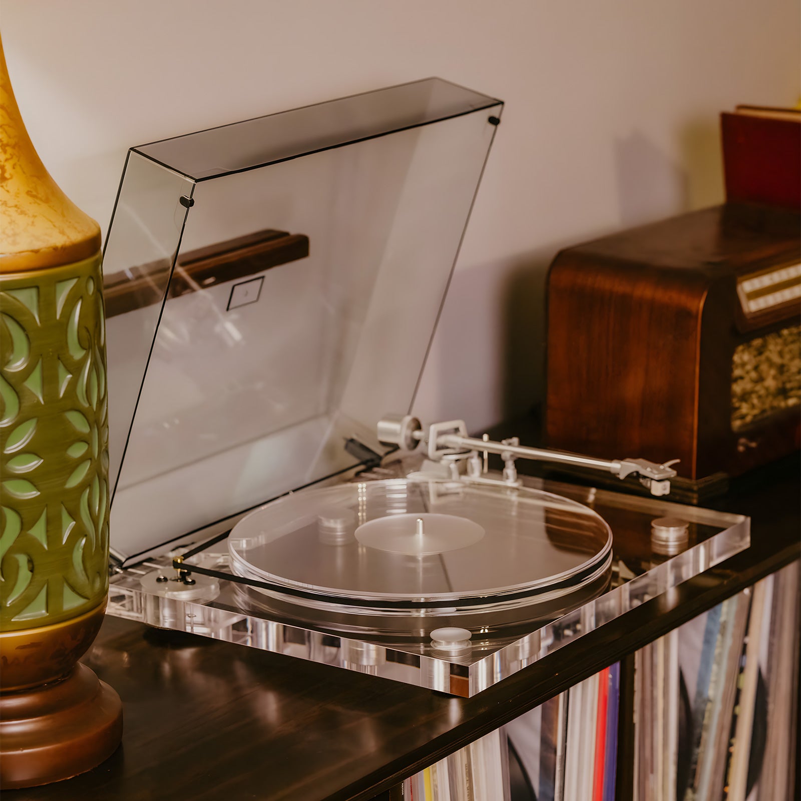 ICE1 Full Acrylic Bluetooth Vinyl Turntable – High-Fidelity Sound