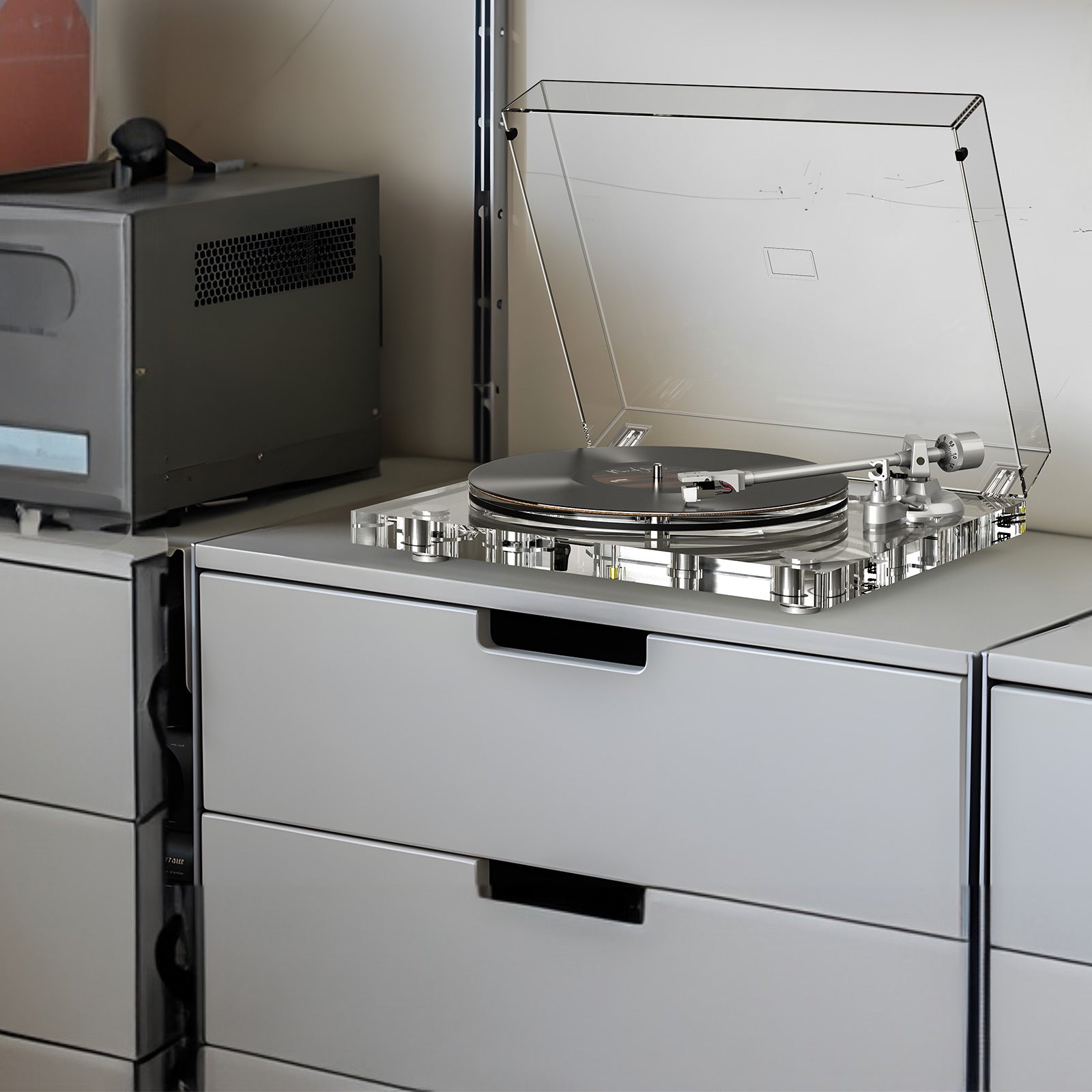 Bluetooth Acrylic Turntable with Built-In Preamp & ATN-3600L Cartridge