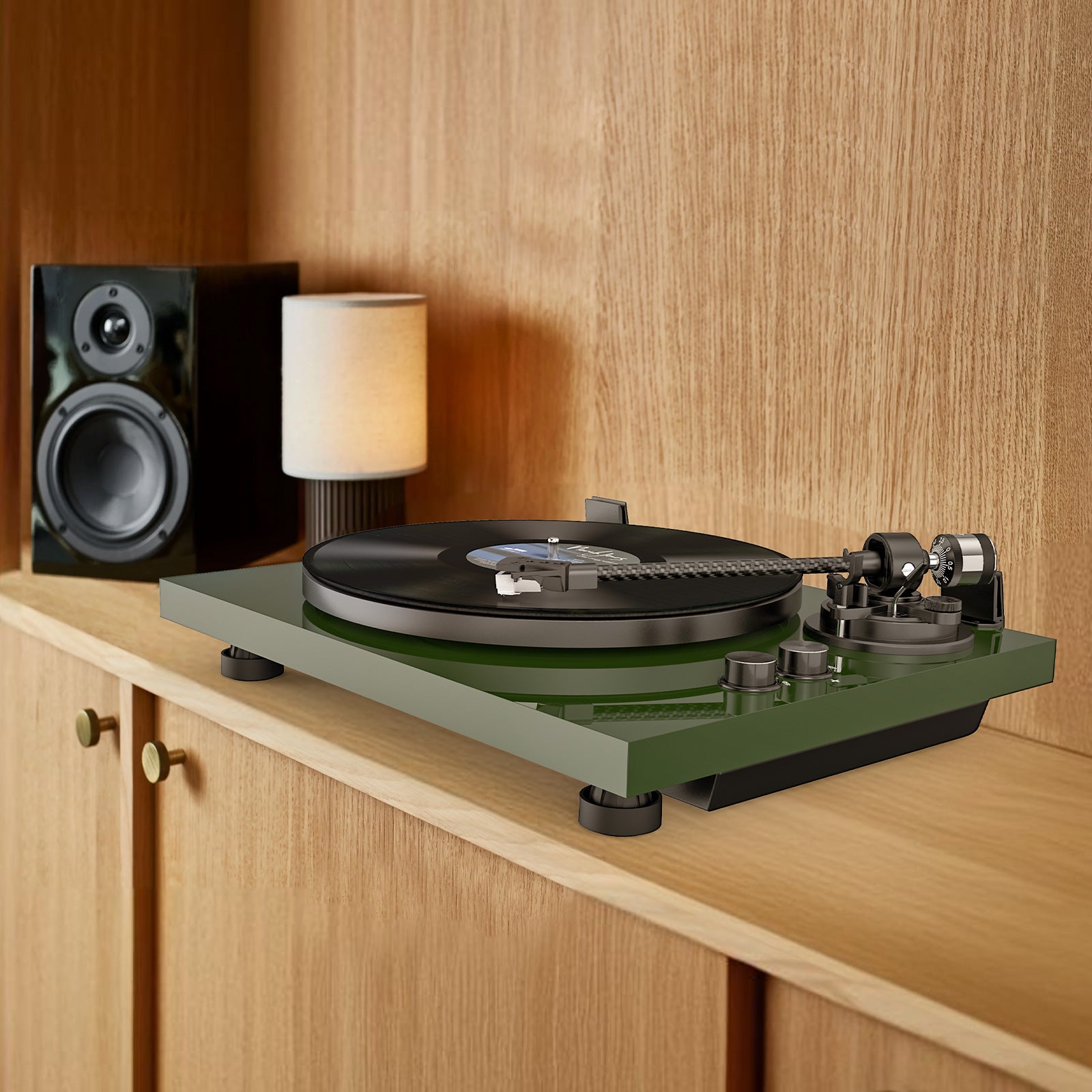 LP9 Bluetooth High-Fidelity Turntable with Built-In Preamp – Wood & Metal