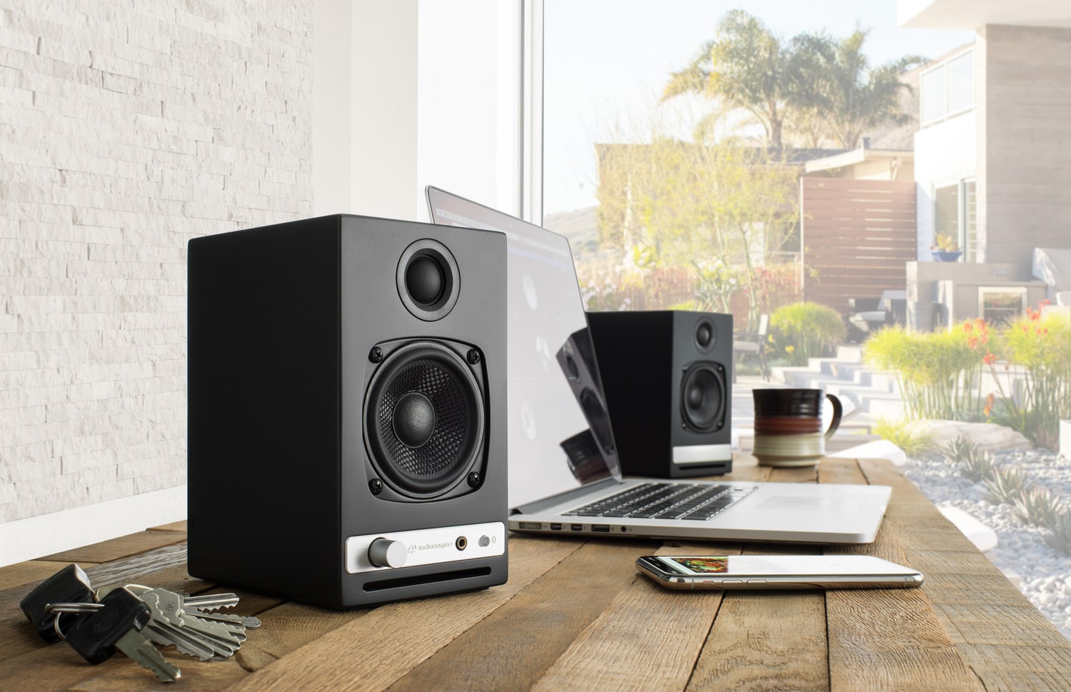 Wireless Hi-Fi Desktop Speaker System with Bluetooth, USB & RCA Inputs