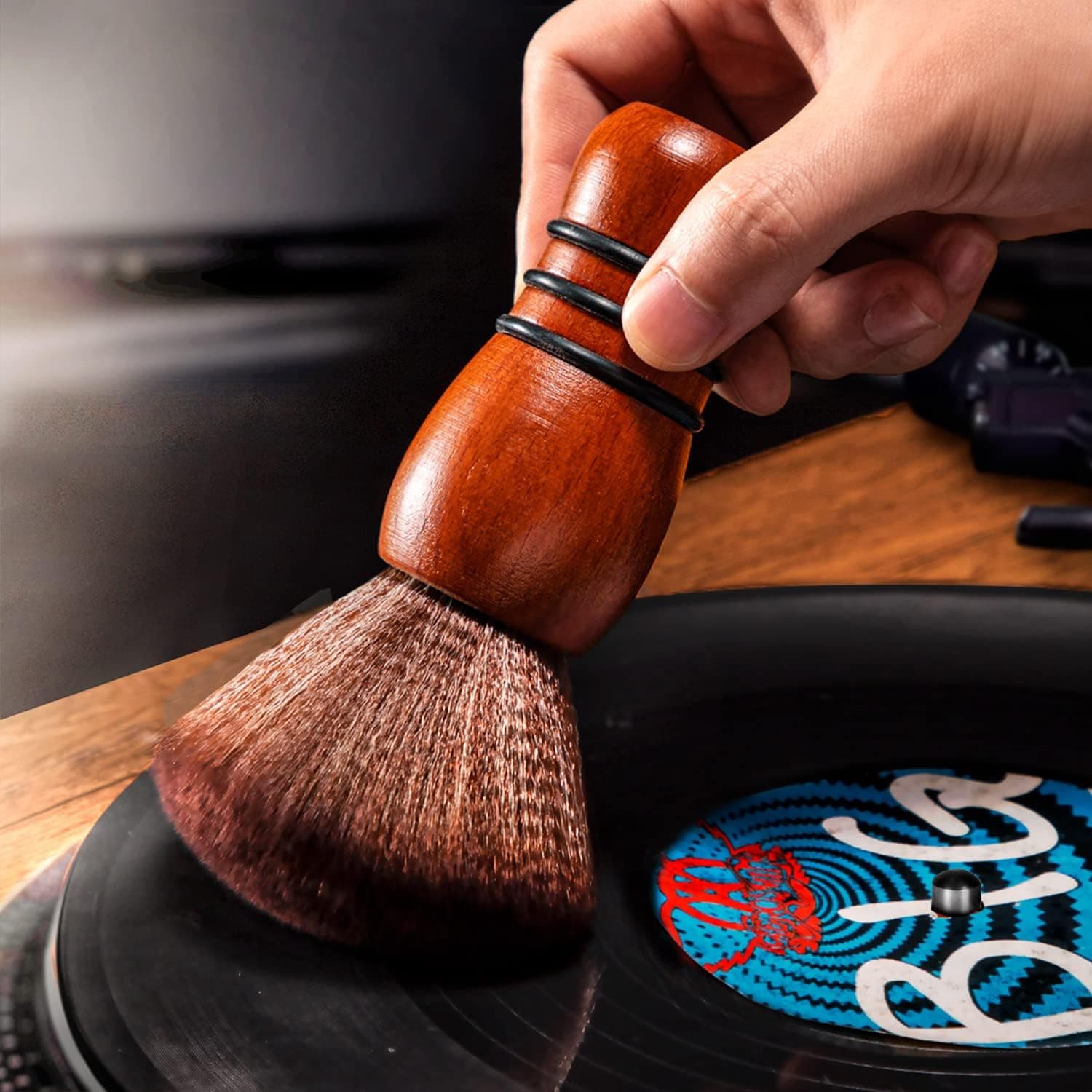 Anti-Static Vinyl Record Cleaning Brush – Brown